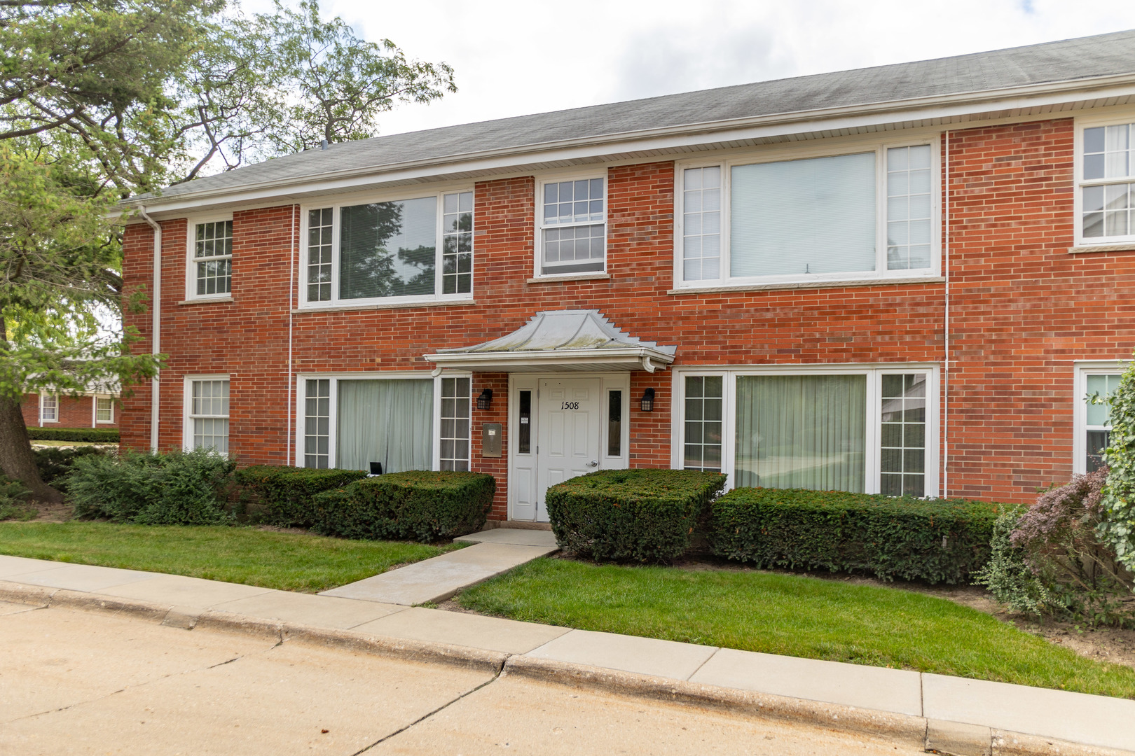 1508 Plymouth Place 2e Property Photo 1