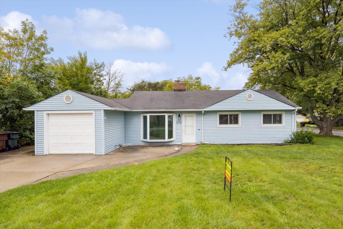 370 Niagara Street Property Photo 1