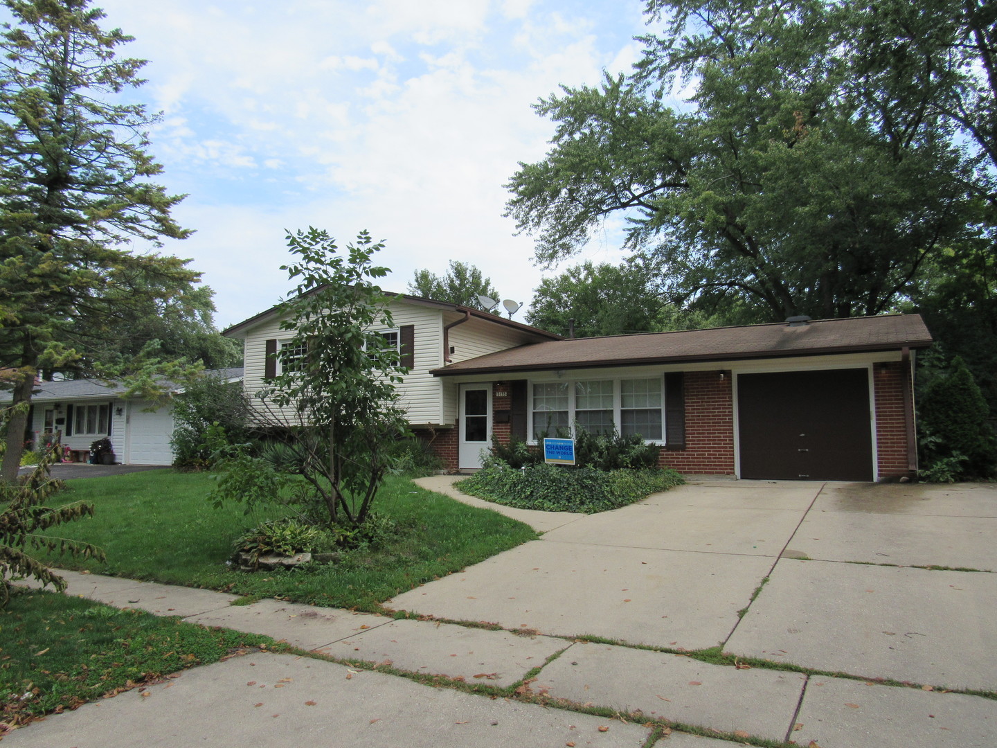 7133 Edgebrook Lane Property Photo