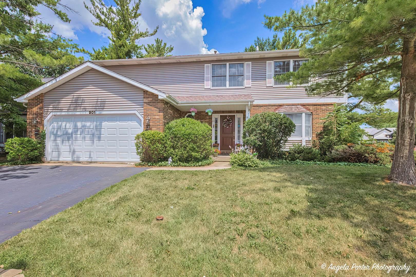 901 Pine Hill Drive Property Photo 1