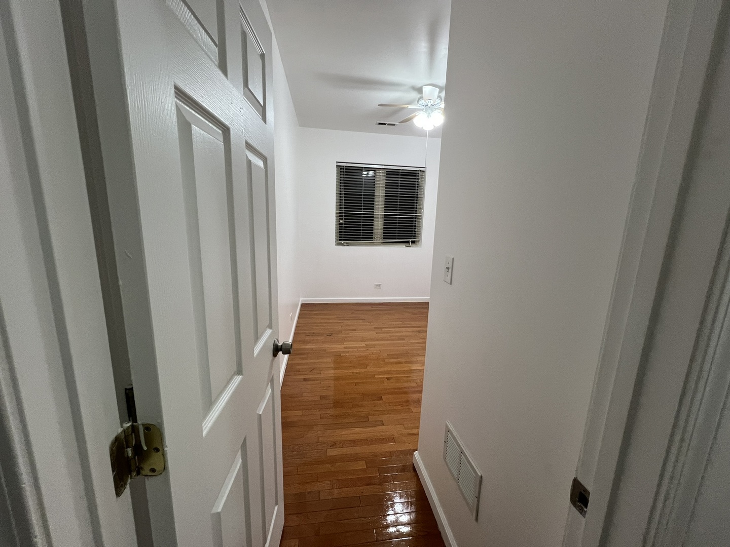 3008 W Flournoy Street 3 Property Photo 7
