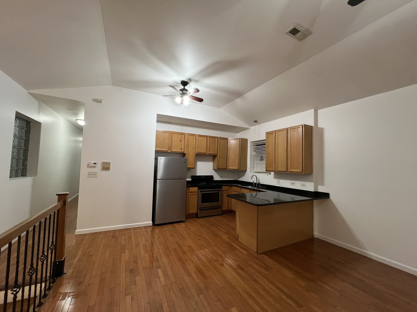 3008 W Flournoy Street 3 Property Photo 11