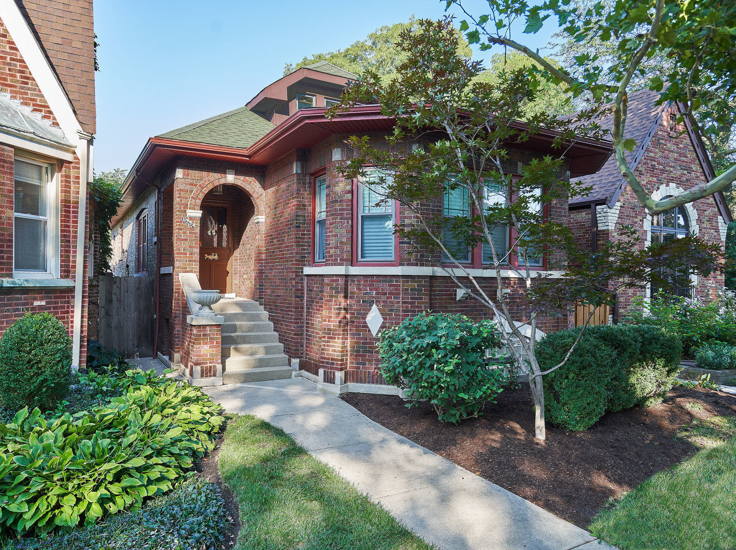 N 1754 Newcastle Avenue Property Photo