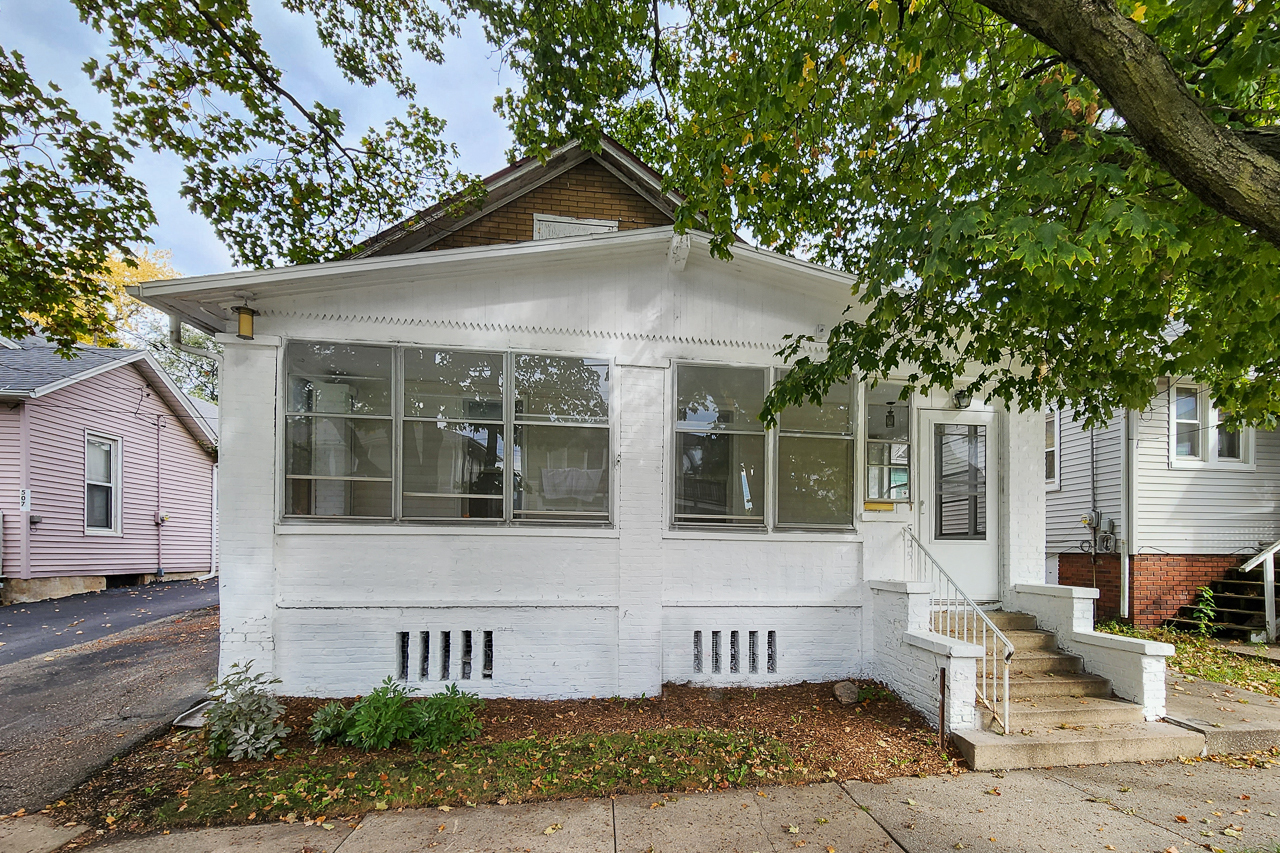 505 W Grove Street Property Photo