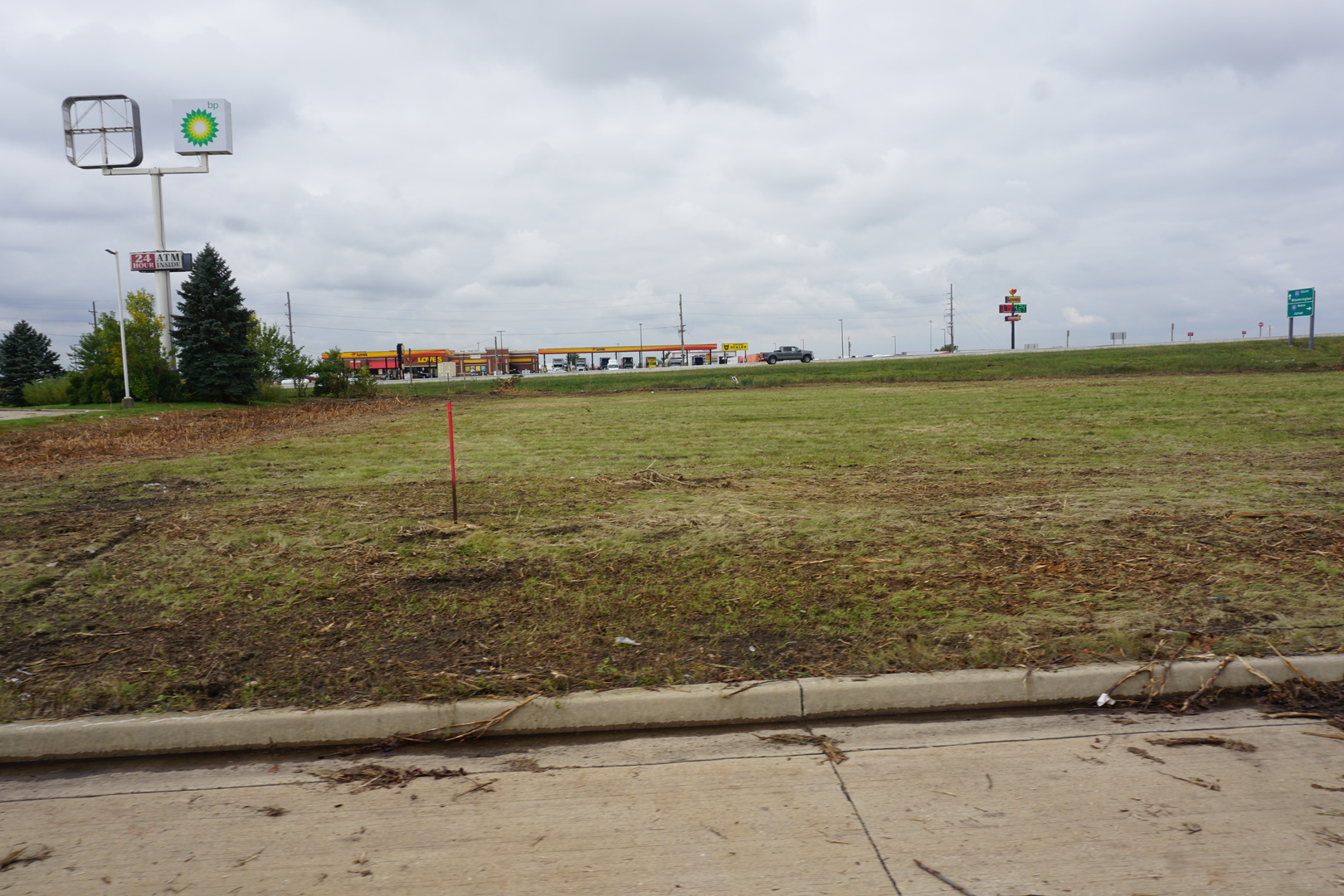 Dwight Circle Sub Lots 1-8 Circle Property Photo 3