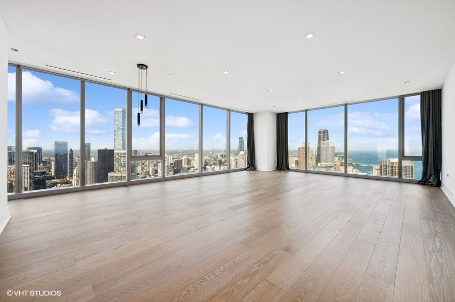363 E Wacker Drive 5801 Property Photo 5