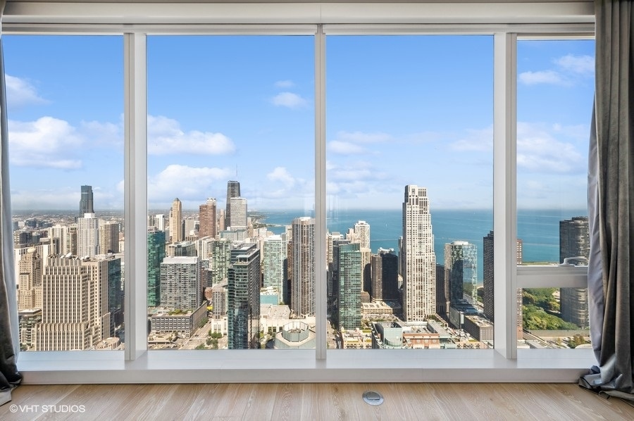 363 E Wacker Drive 5801 Property Photo 11