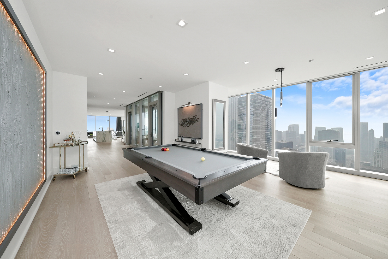 363 E Wacker Drive 5801 Property Photo 17