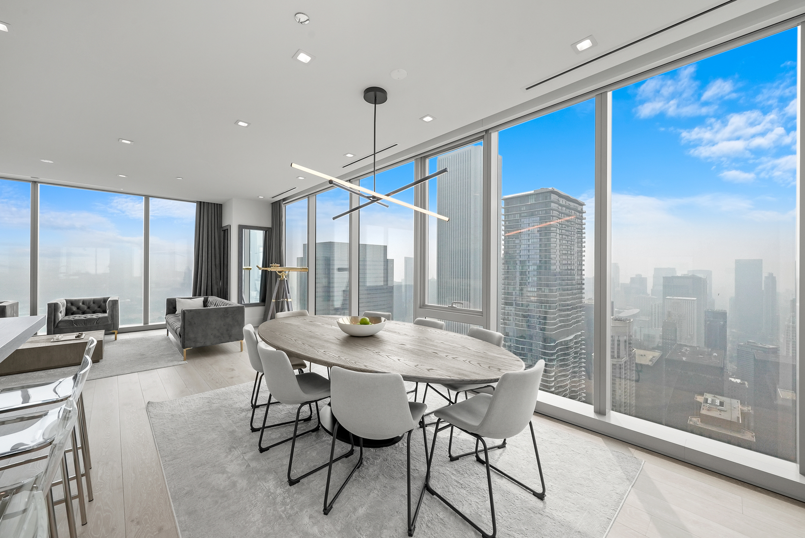 363 E Wacker Drive 5801 Property Photo 32