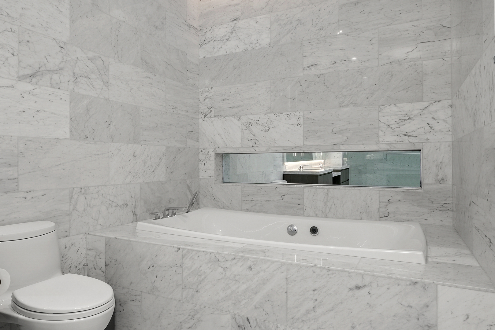 363 E Wacker Drive 5801 Property Photo 53