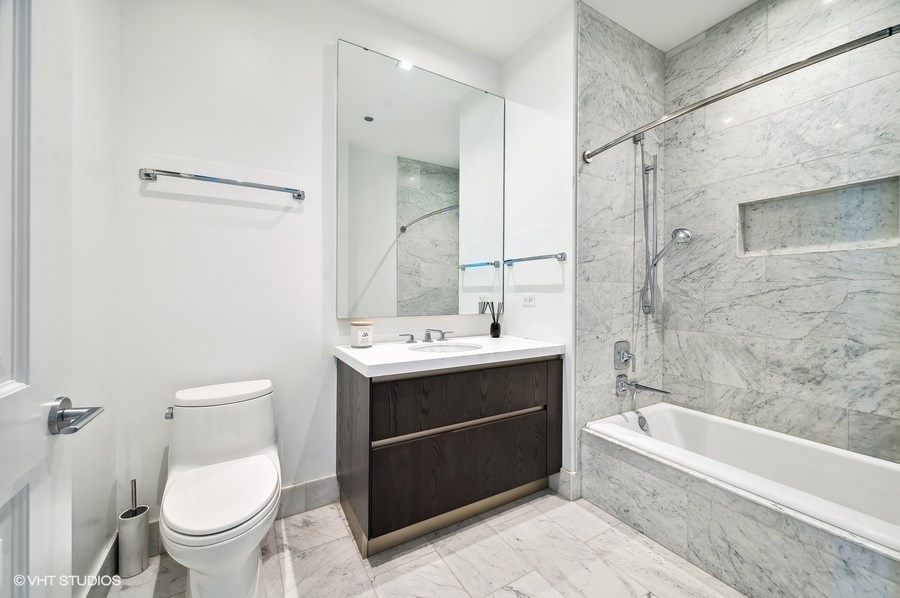 363 E Wacker Drive 5801 Property Photo 62