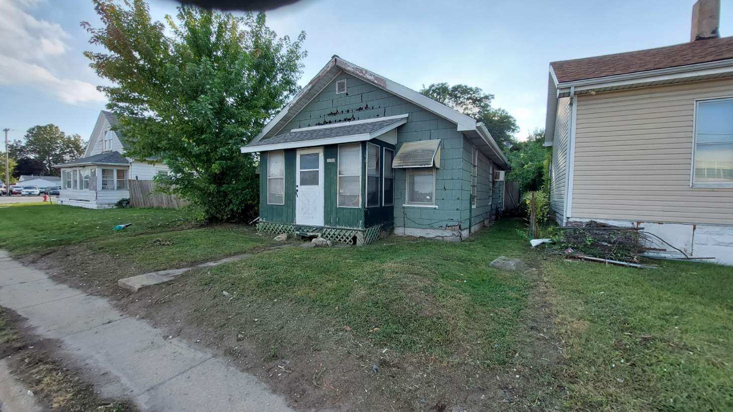 2015 N Woodford Street Property Photo