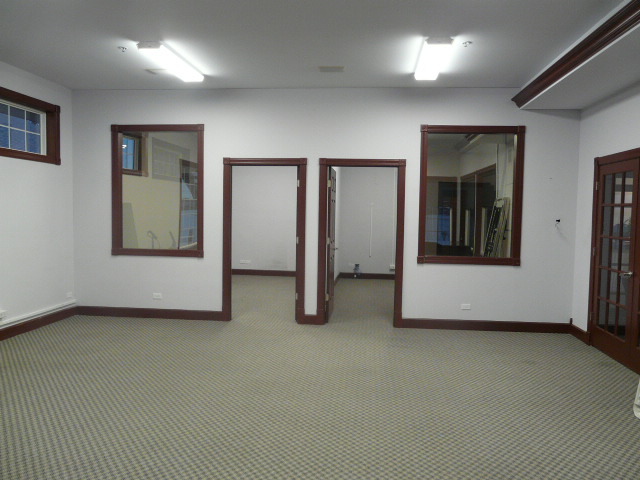 36 W Grand Avenue Property Photo 14