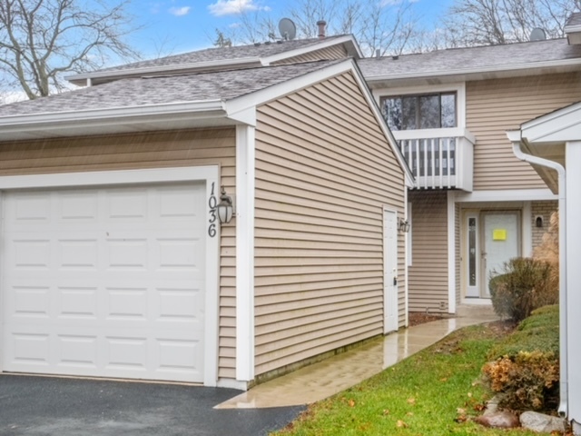 1036 Cumberland Court Property Photo 1