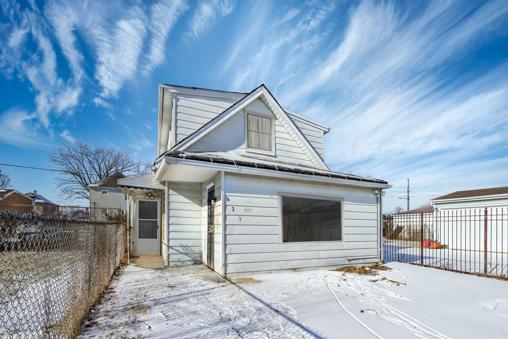 622 S 11th Avenue Property Photo 1