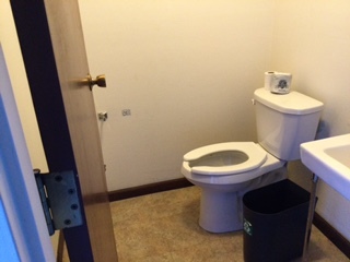 564 S York Street Property Photo 5