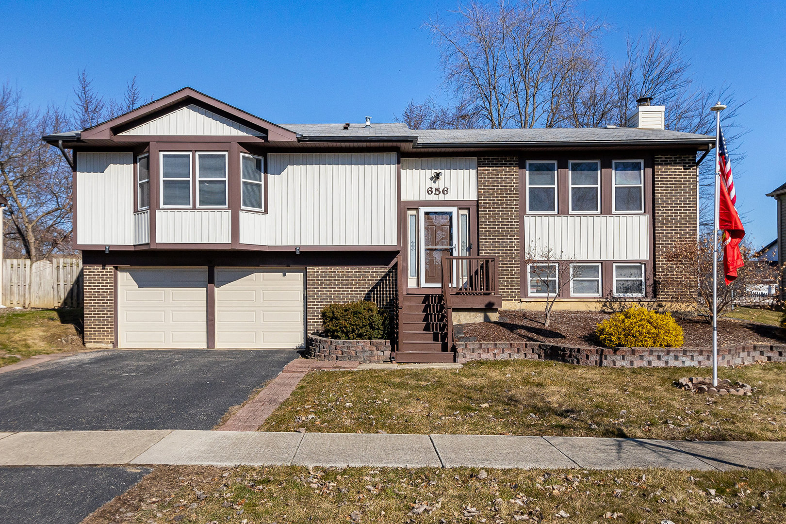 656 Banbury Way Property Photo 1