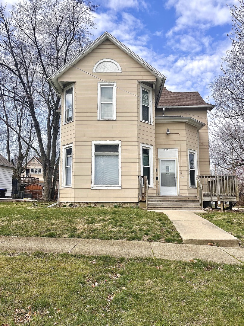 1006 N Roosevelt Avenue Property Photo 1