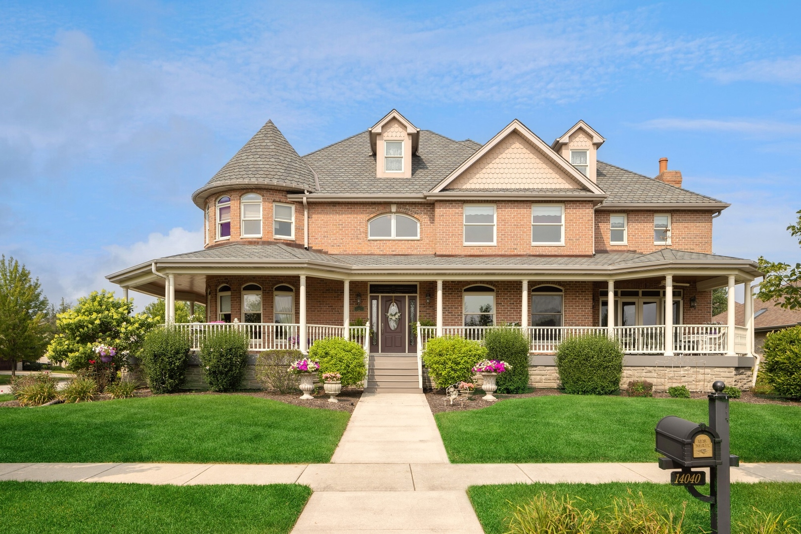 14040 Boxwood Lane Property Photo 1