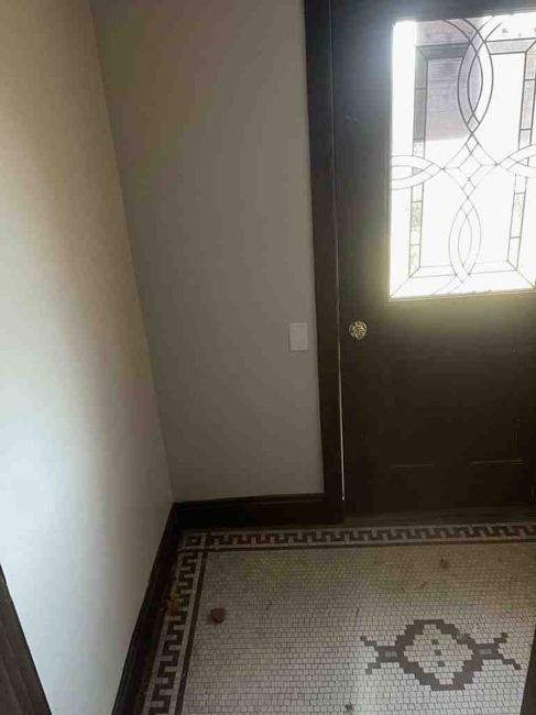 7420 S Bennett Avenue Property Photo 4