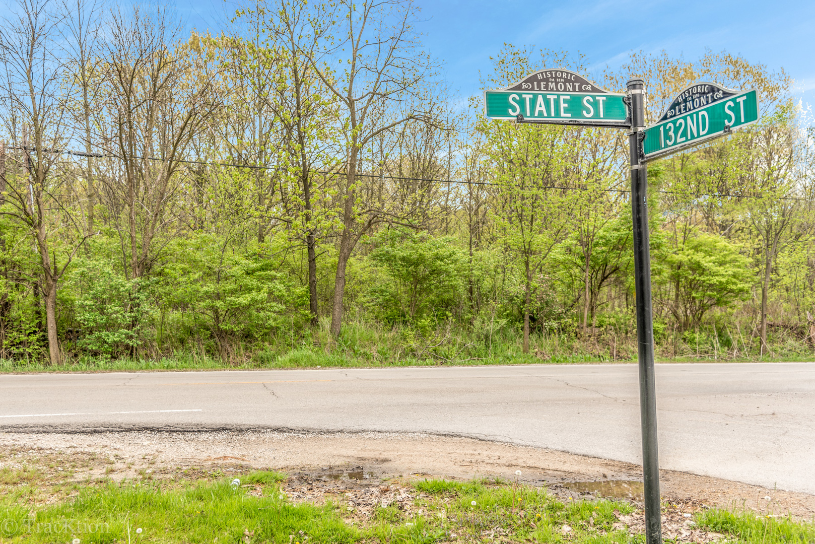 1365 State Street Property Photo 2