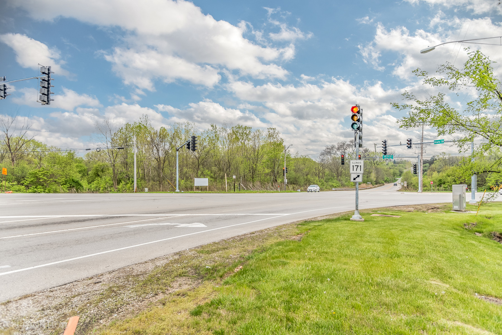 1365 State Street Property Photo 5