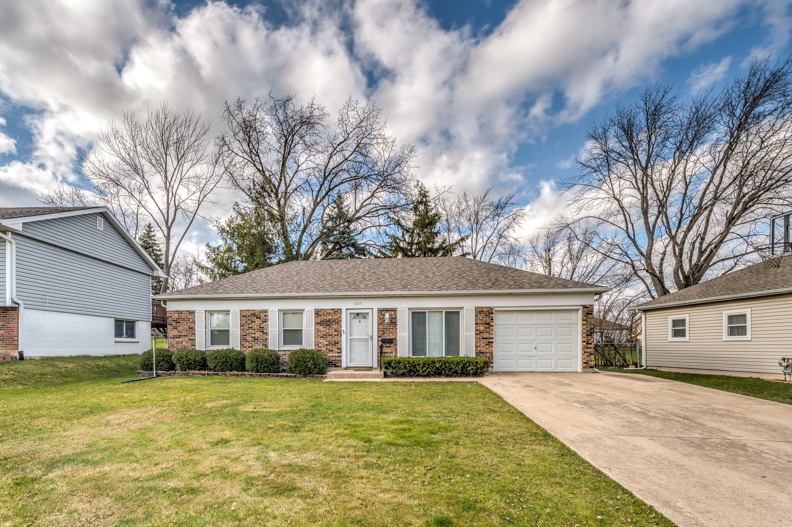 1604 Moore Avenue Property Photo 1