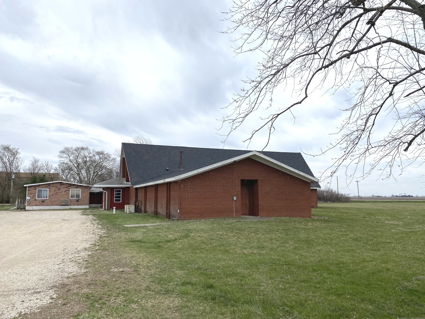 1902 N County Road 3000 Road Property Photo 8