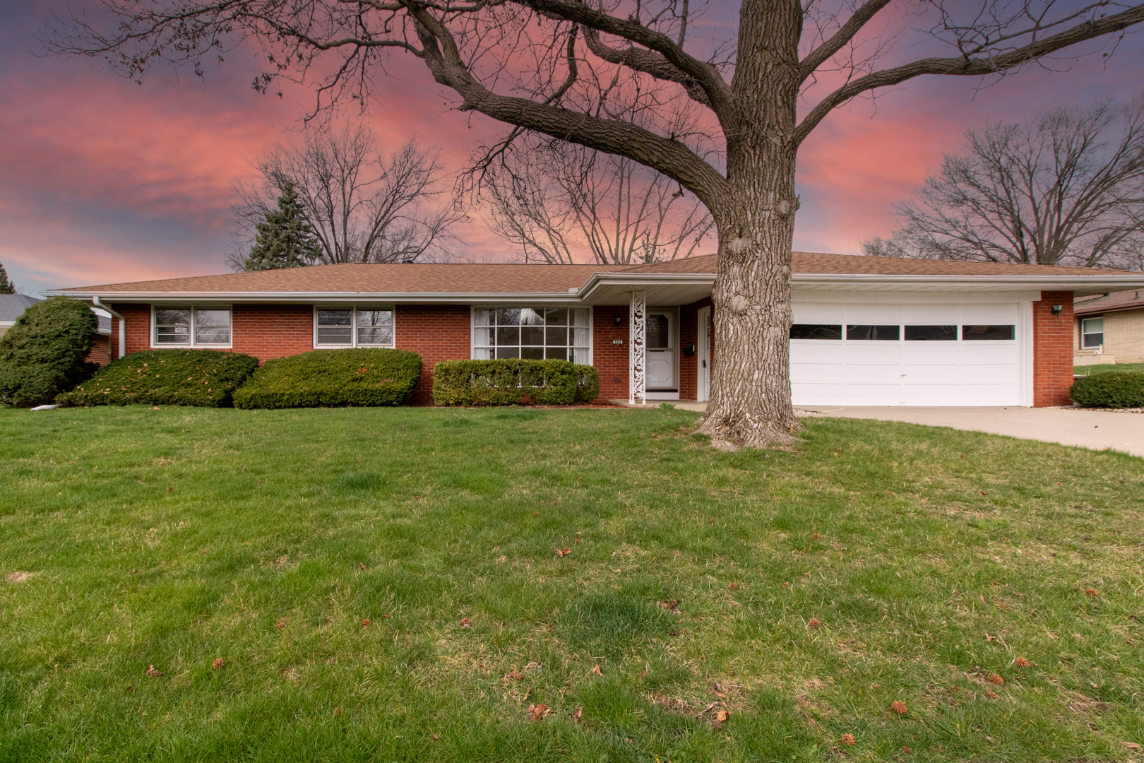 303 S Blair Drive Property Photo 1