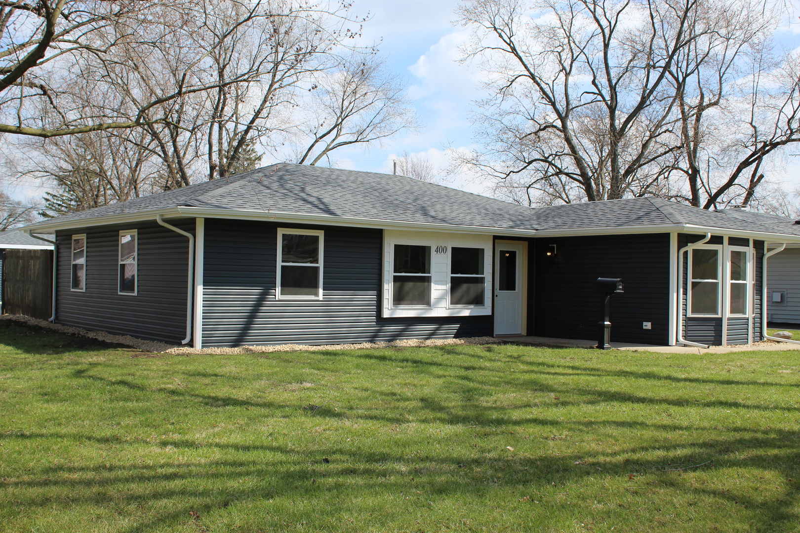 400 Ray May Drive Property Photo 1