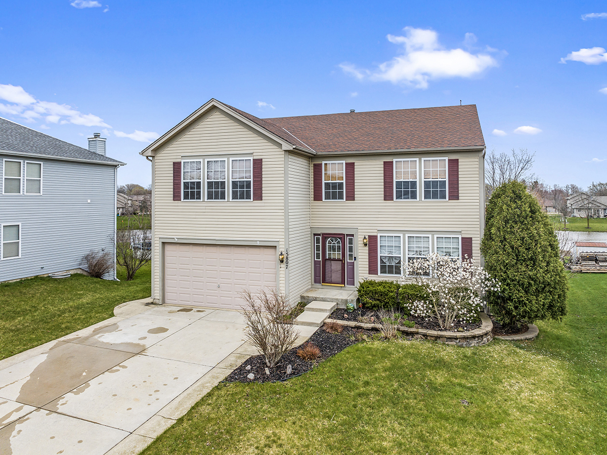 15807 Rolland Drive Property Photo 1