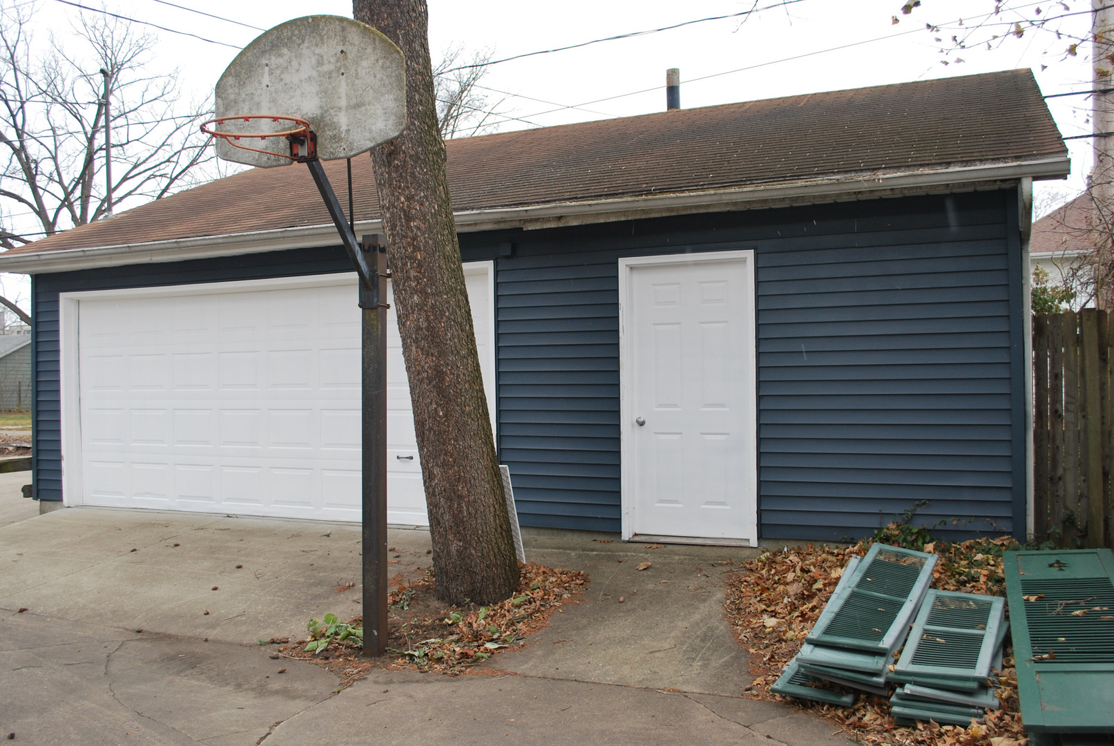 935 S Ironwood Drive Property Photo 6