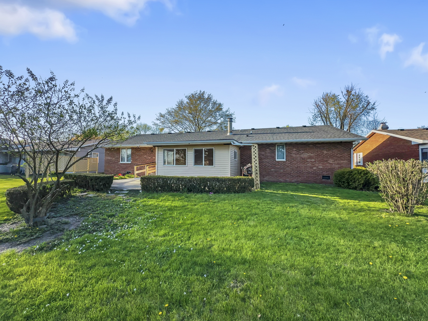 609 E Porter Avenue Property Photo 19