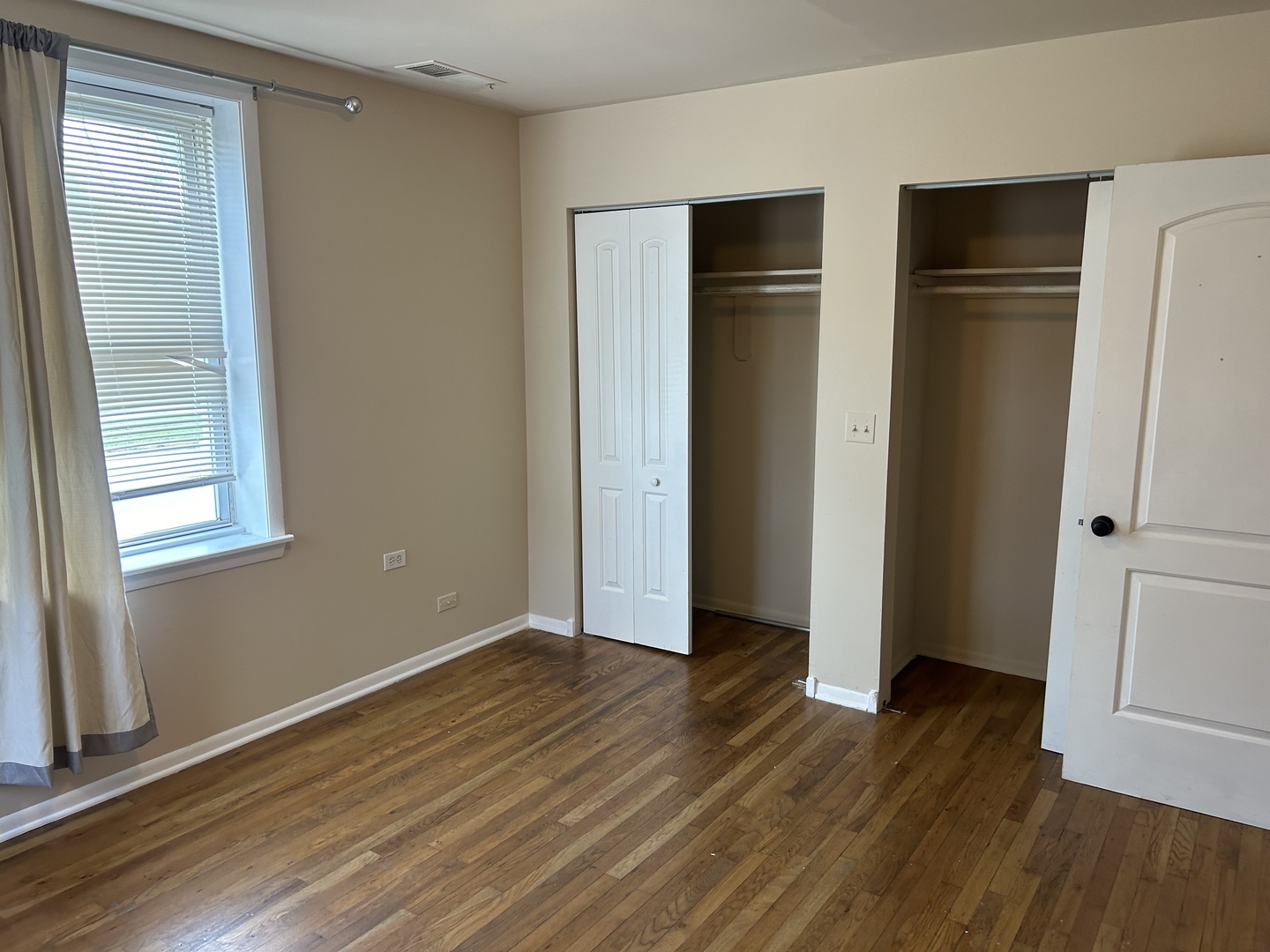 5028 W 31st Place Property Photo 11