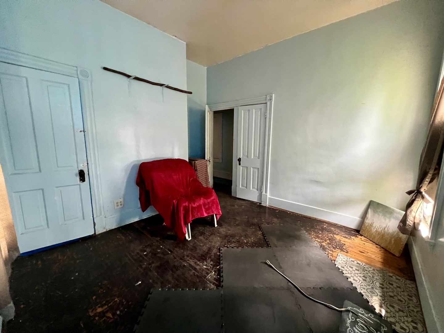 657 W Wood Street Property Photo 6
