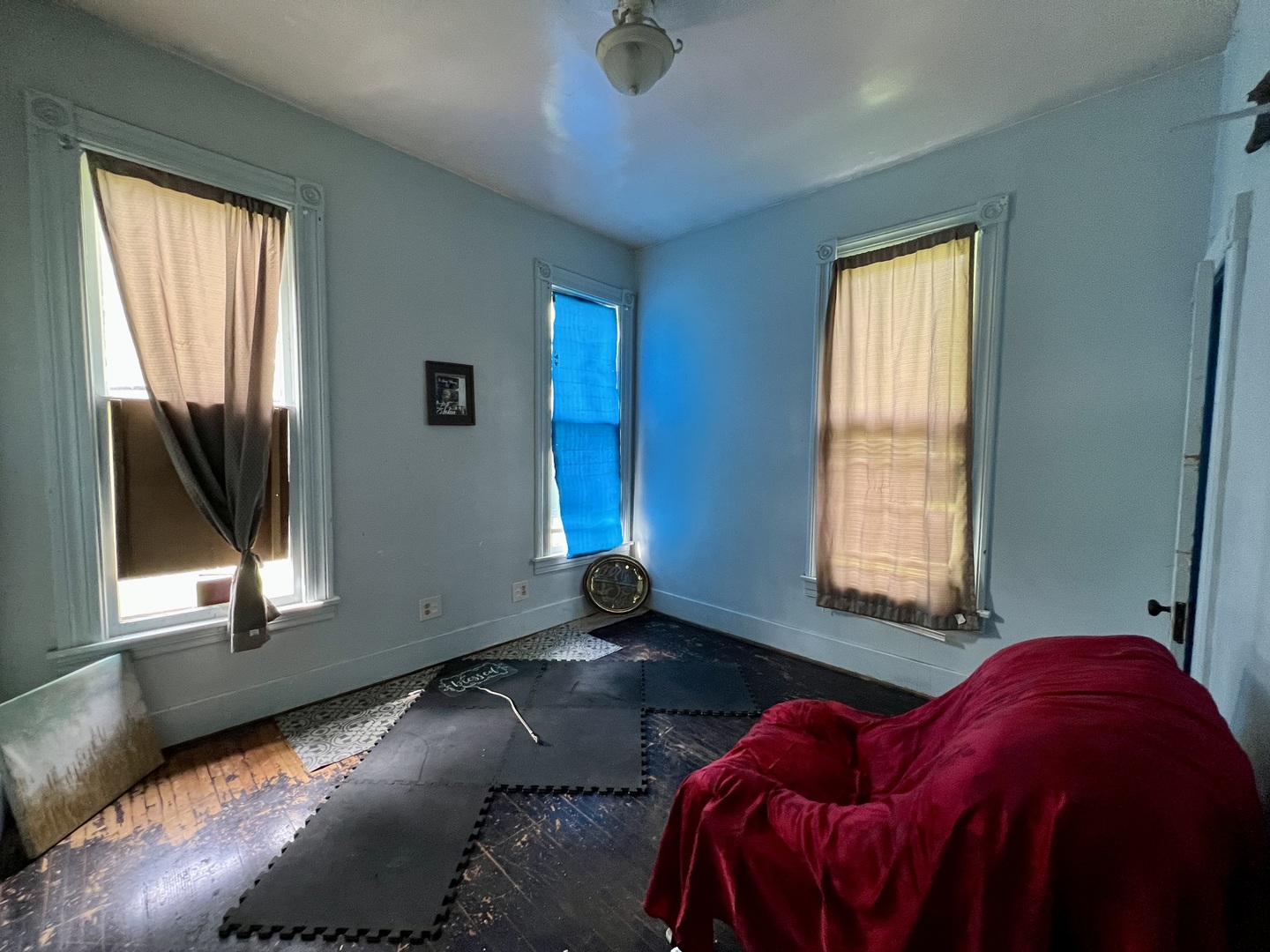 657 W Wood Street Property Photo 8