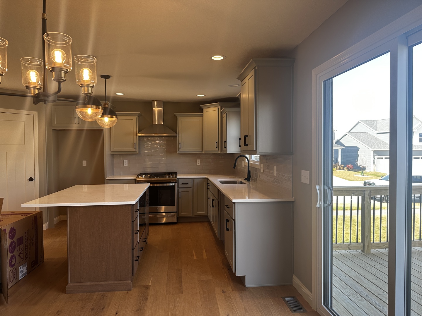 2 Roscoe Court Property Photo 4