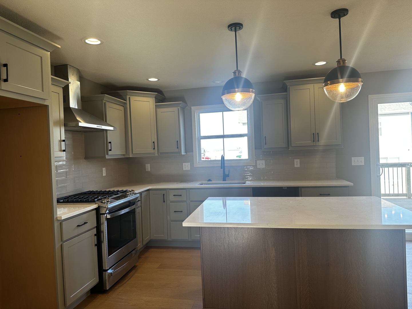 2 Roscoe Court Property Photo 6
