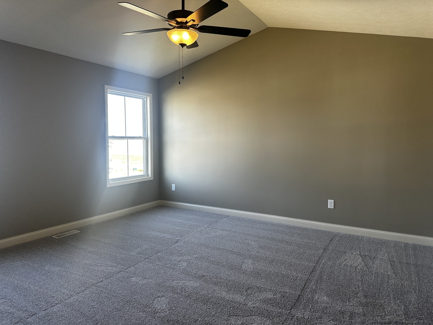 2 Roscoe Court Property Photo 16