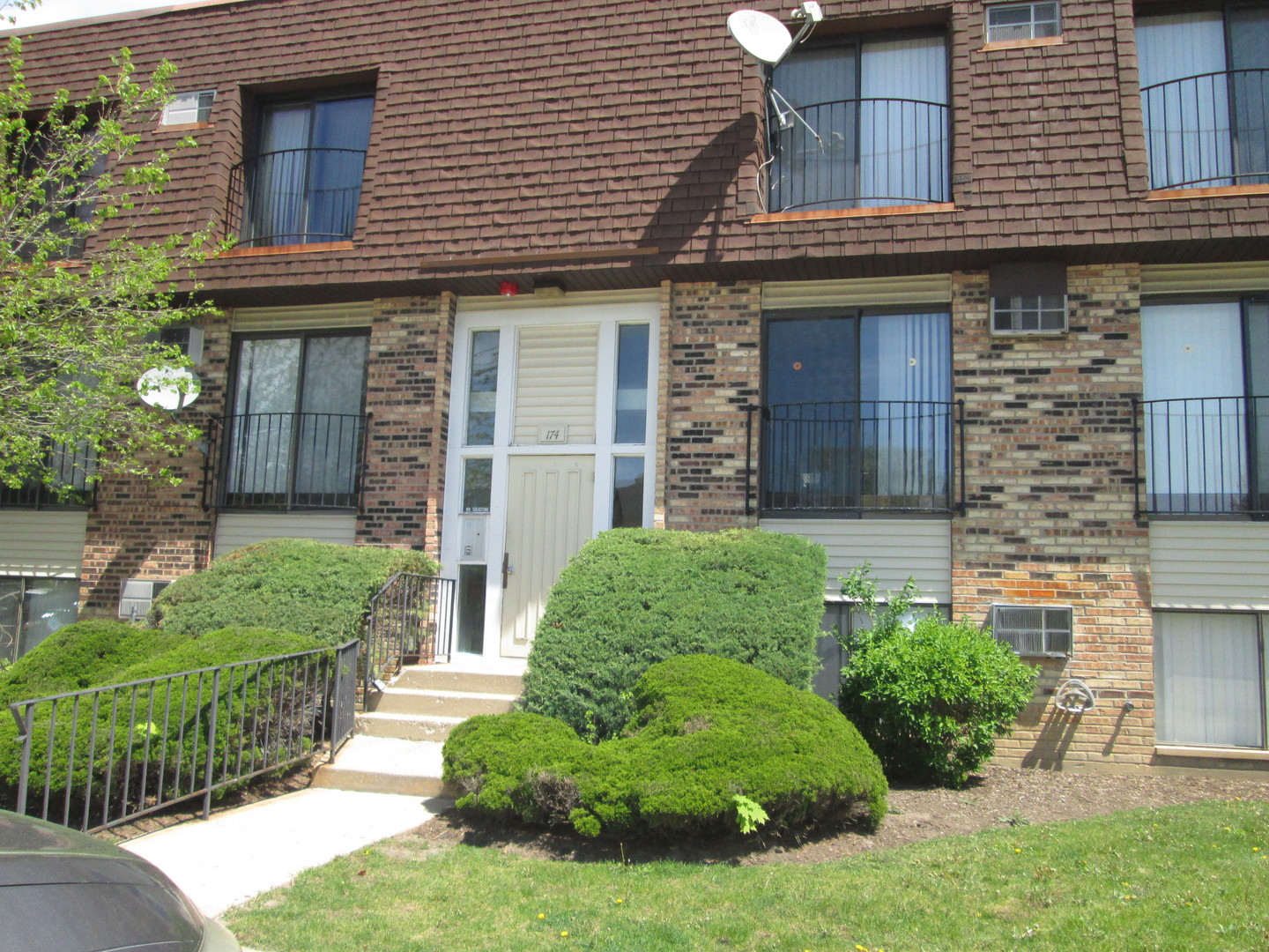 174 S Waters Edge Drive 302 Property Photo 1