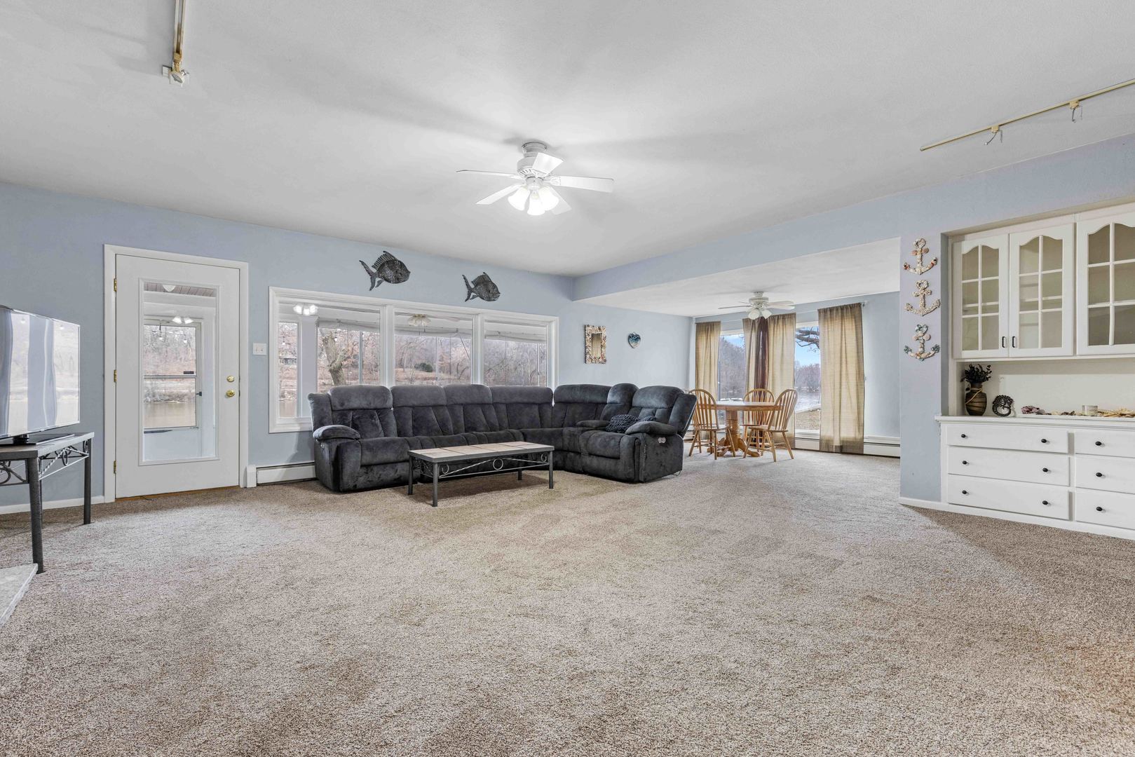 6200 Park Ridge Road Property Photo 4