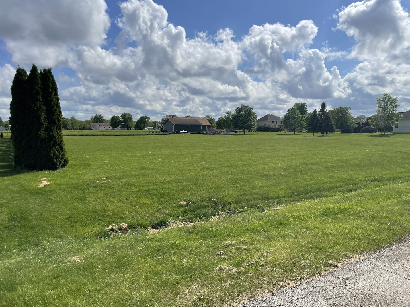 2434 N 4220th Road Property Photo 4