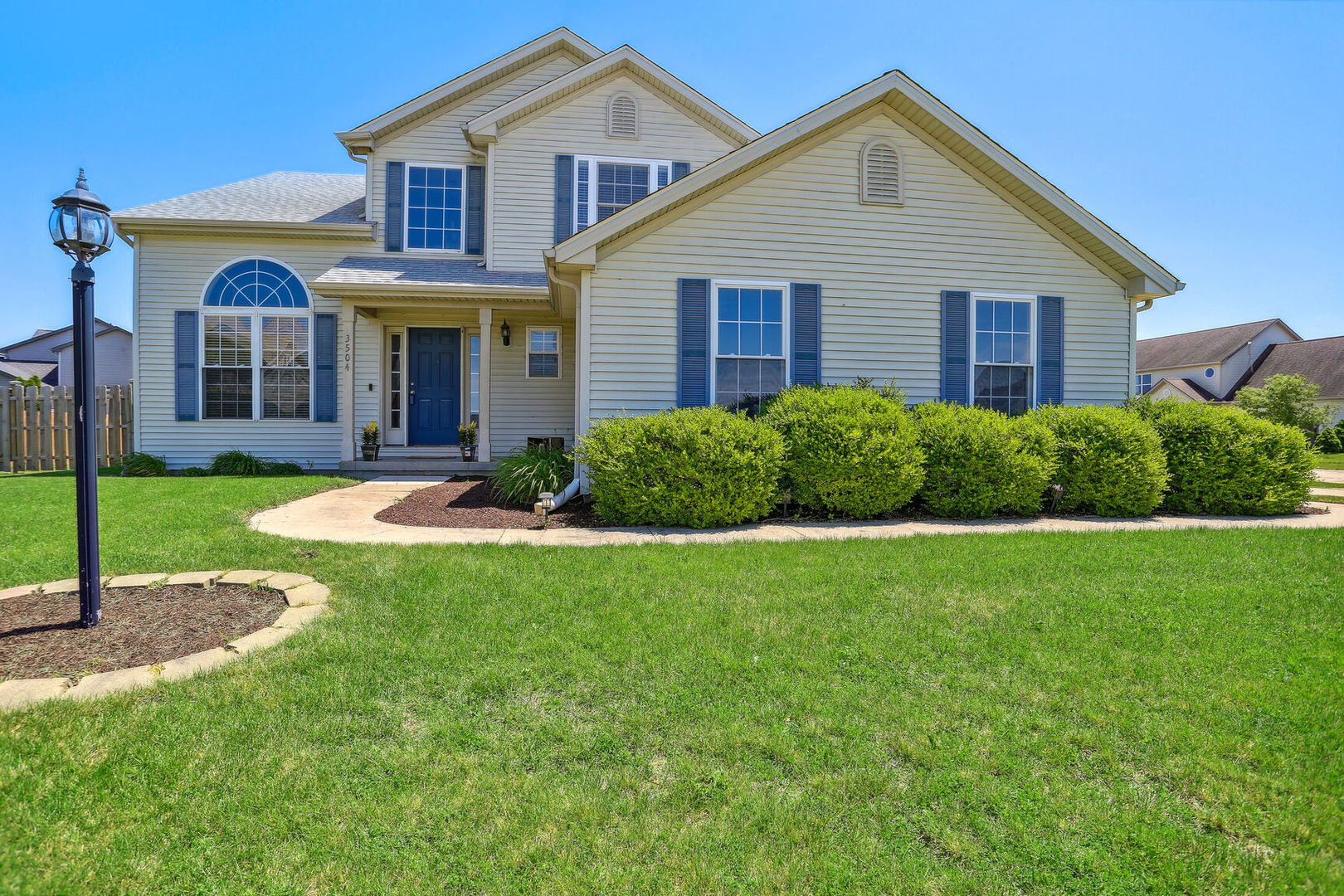 3504 S Myra Ridge Drive Property Photo 1