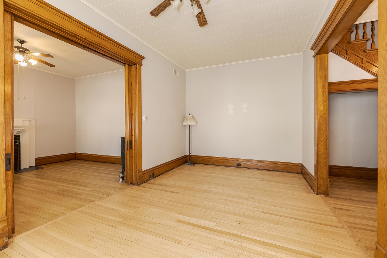 205 E Howard Street Property Photo 11