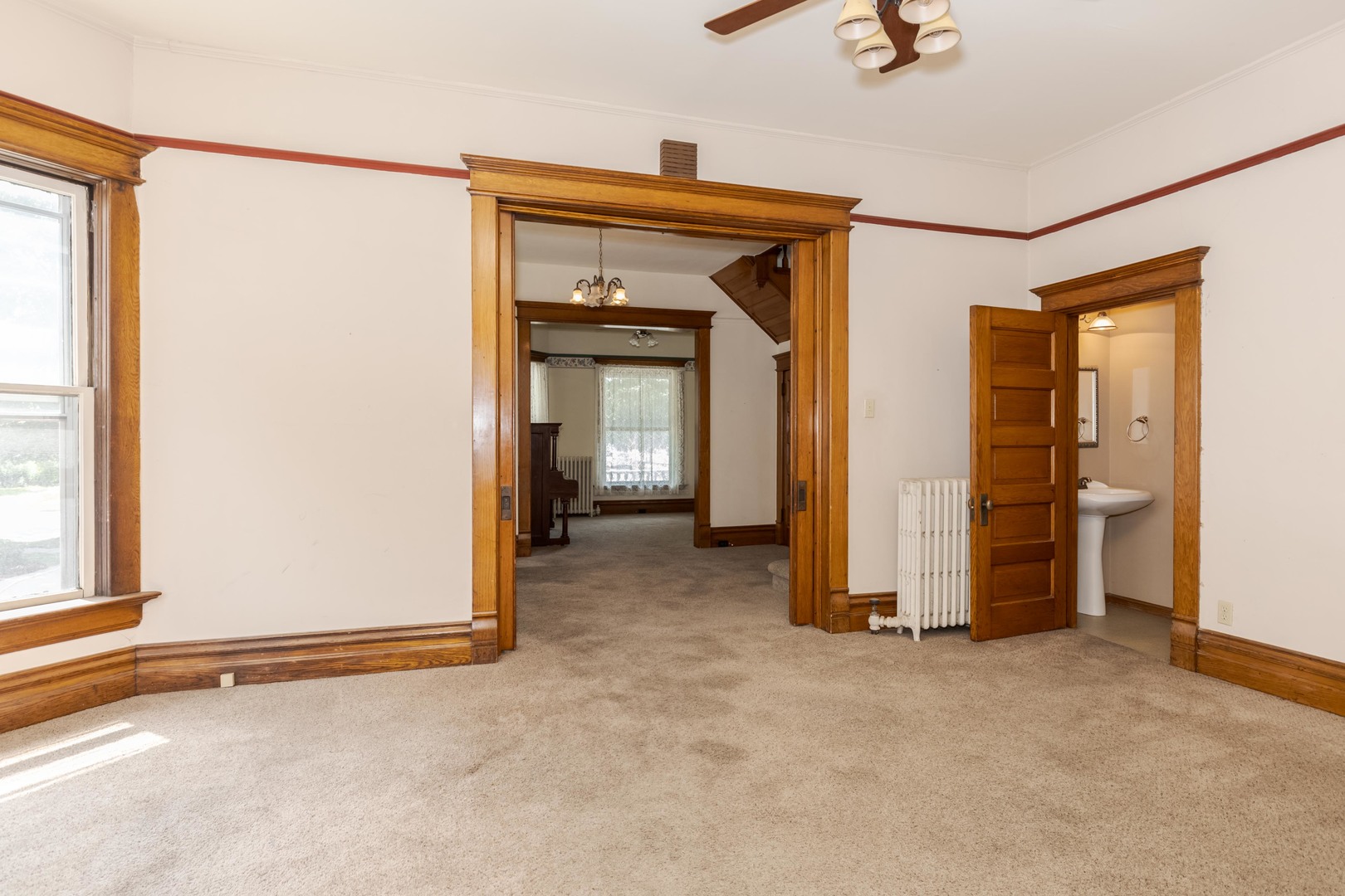 205 E Howard Street Property Photo 21