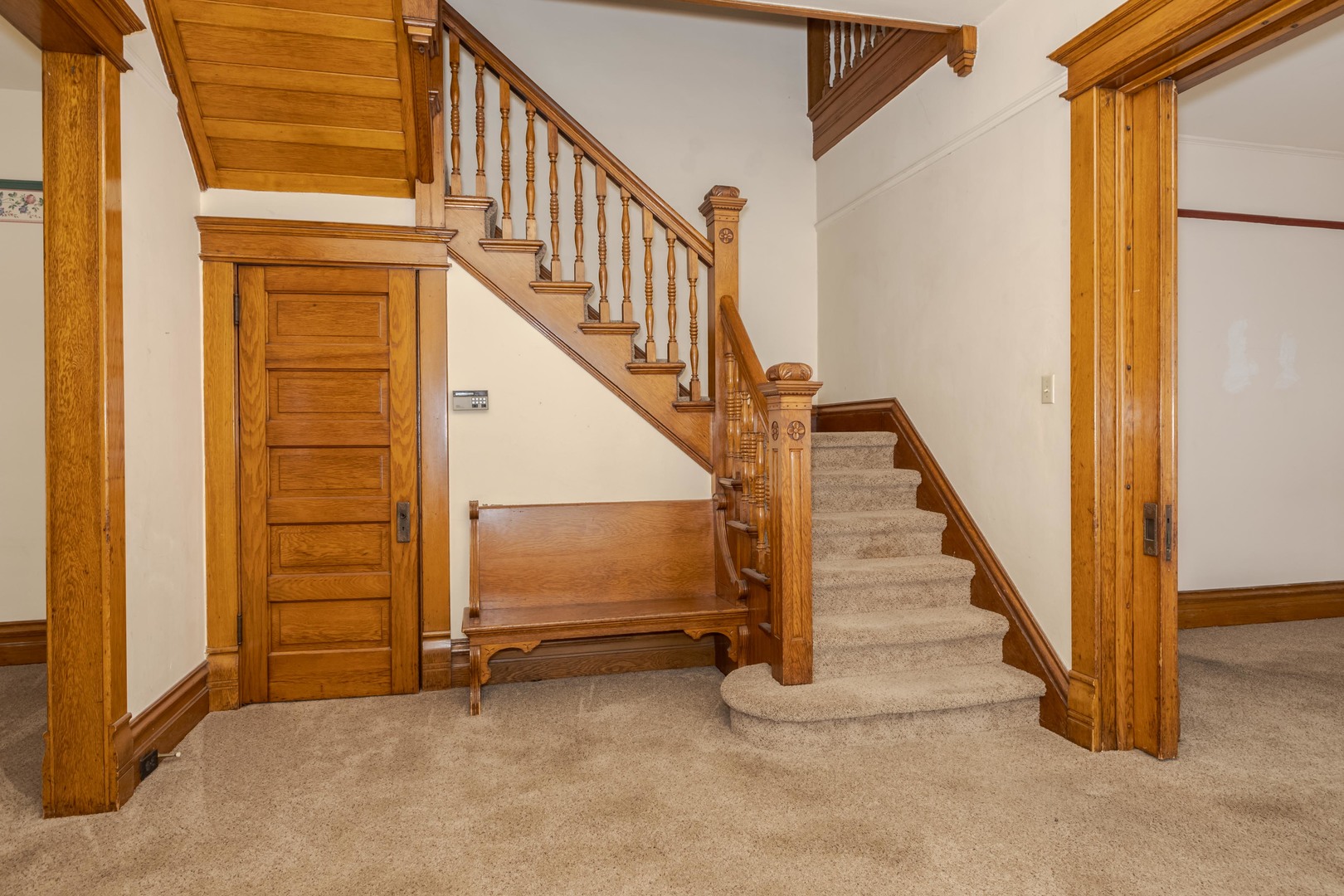 205 E Howard Street Property Photo 23
