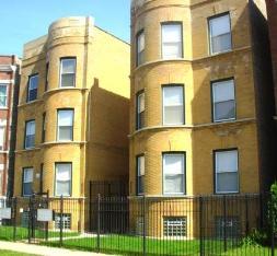 5735 S Calumet Ave Property Photo 1