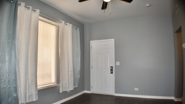 5735 S Calumet Ave Property Photo 5