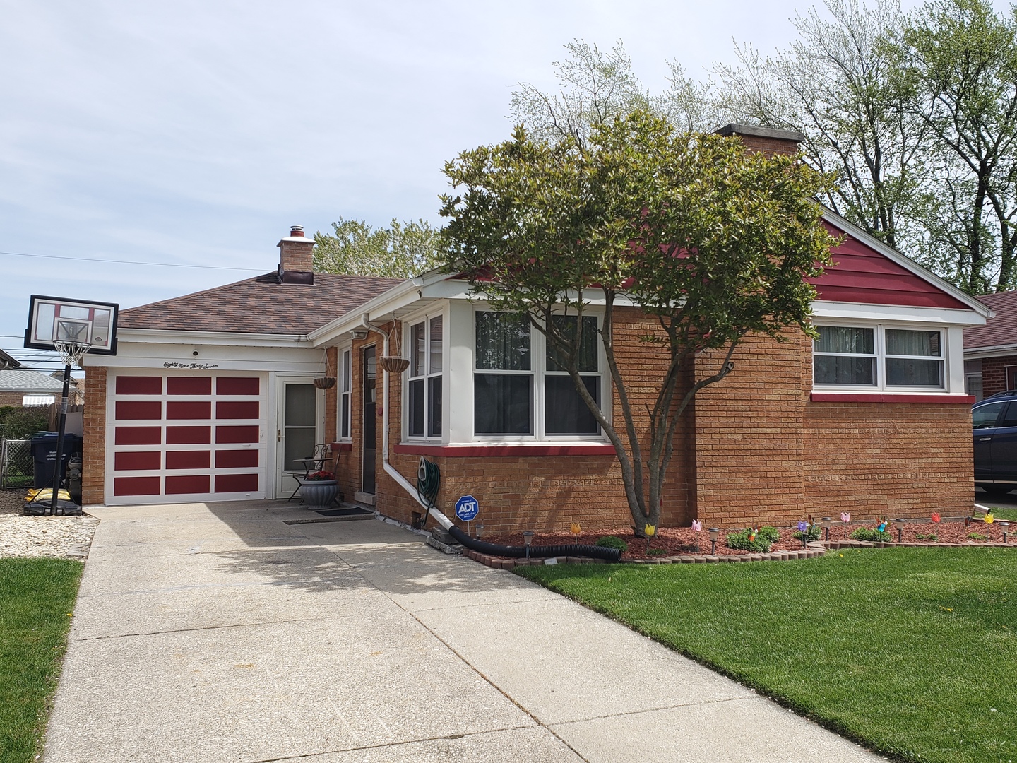 8937 S Utica Avenue Property Photo 1