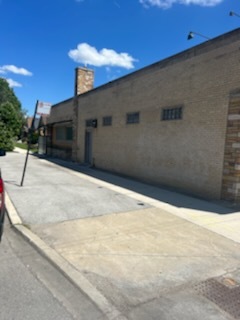 5601-03 S Pulaski Road Property Photo 9